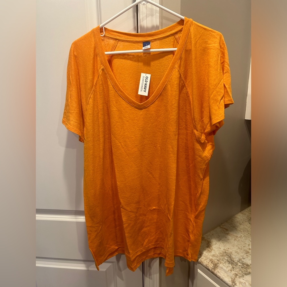 Women’s Old Navy V Neck Tee Shirt Short Sleeve Large NWT